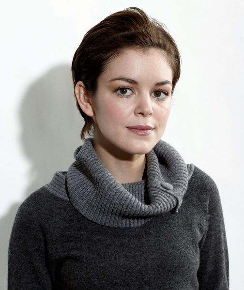 File:CaitlynThresh.jpg